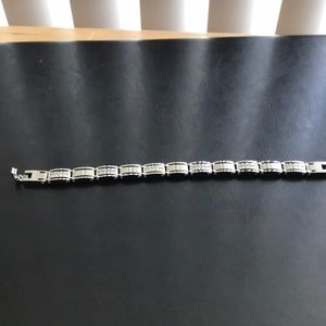 Stainless Steel G Inspirit never wear bracelet